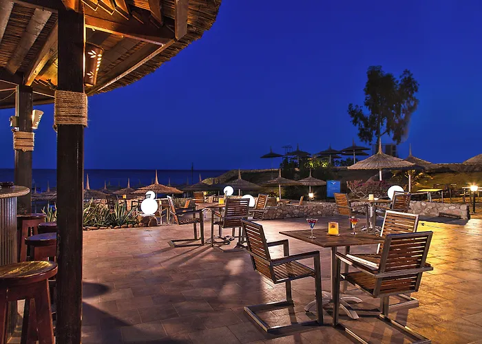 Xperience Hill-Top Beach Resort - Adults Only
